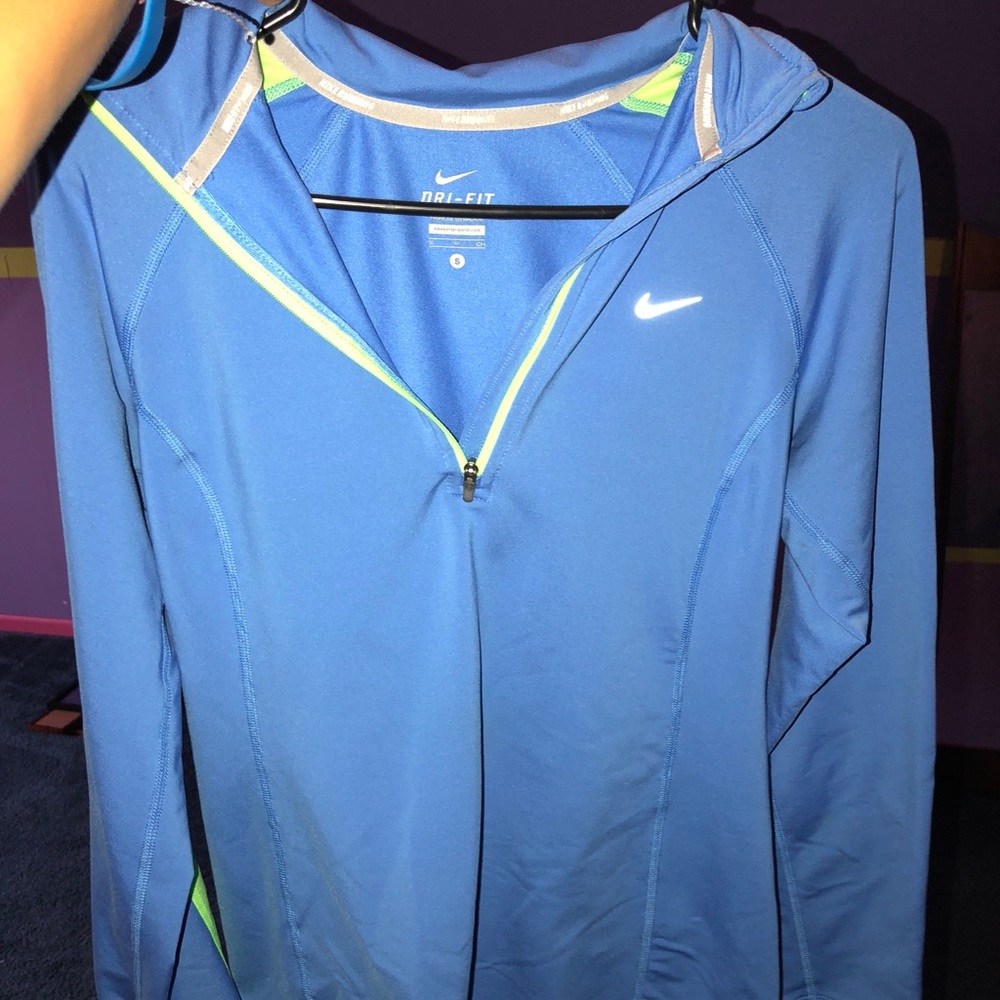 Nike dry fit long sleeve